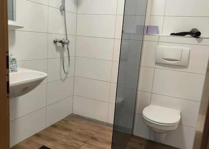 Struckl Apartment Duel